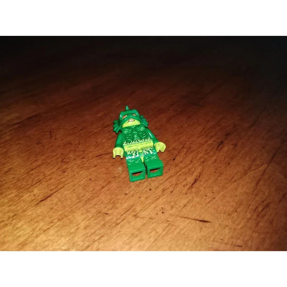Lego swamp creature