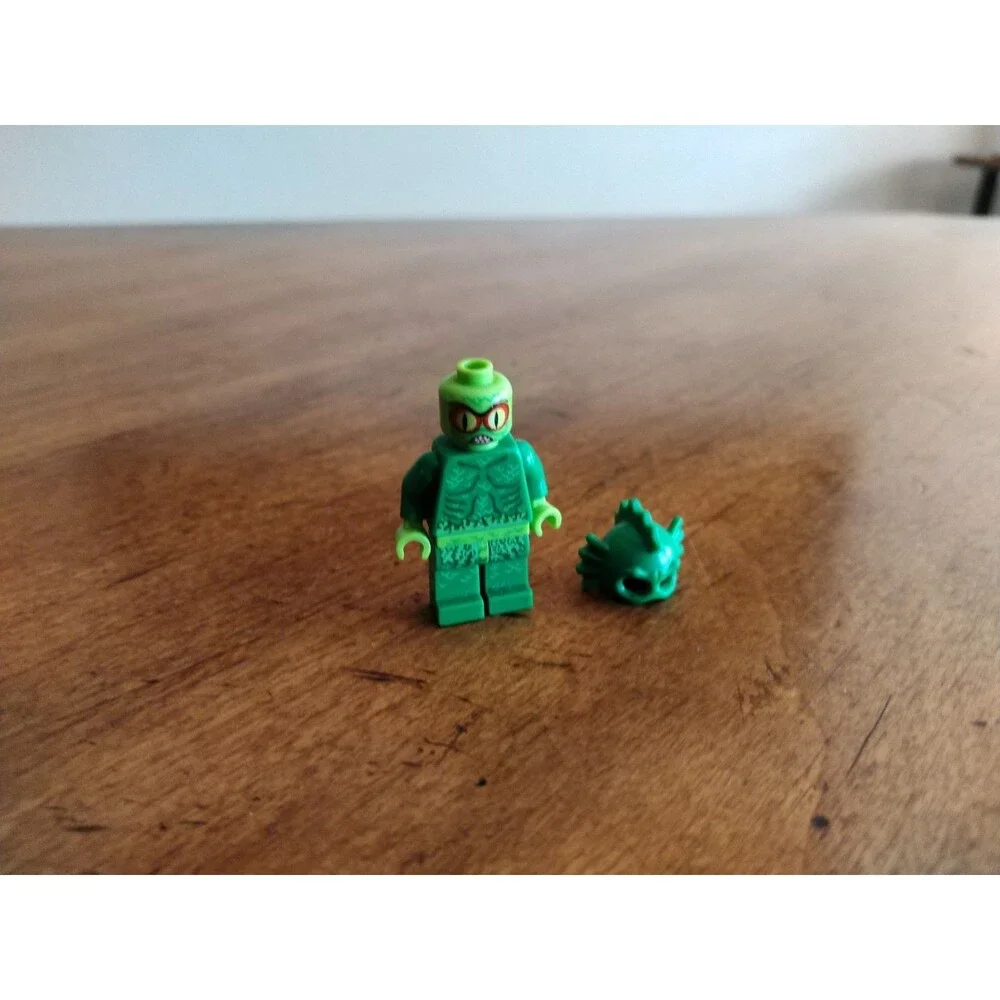 Lego swamp creature
