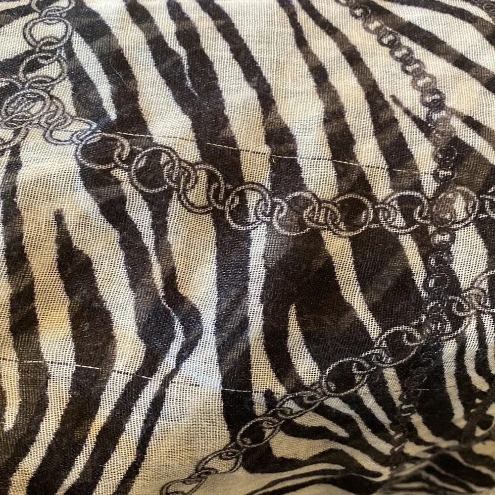 N/A black gray