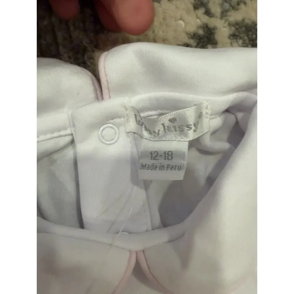 Kissy Kissy nwt size