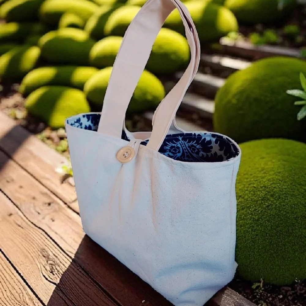Cream Tote Bag with Simple Design