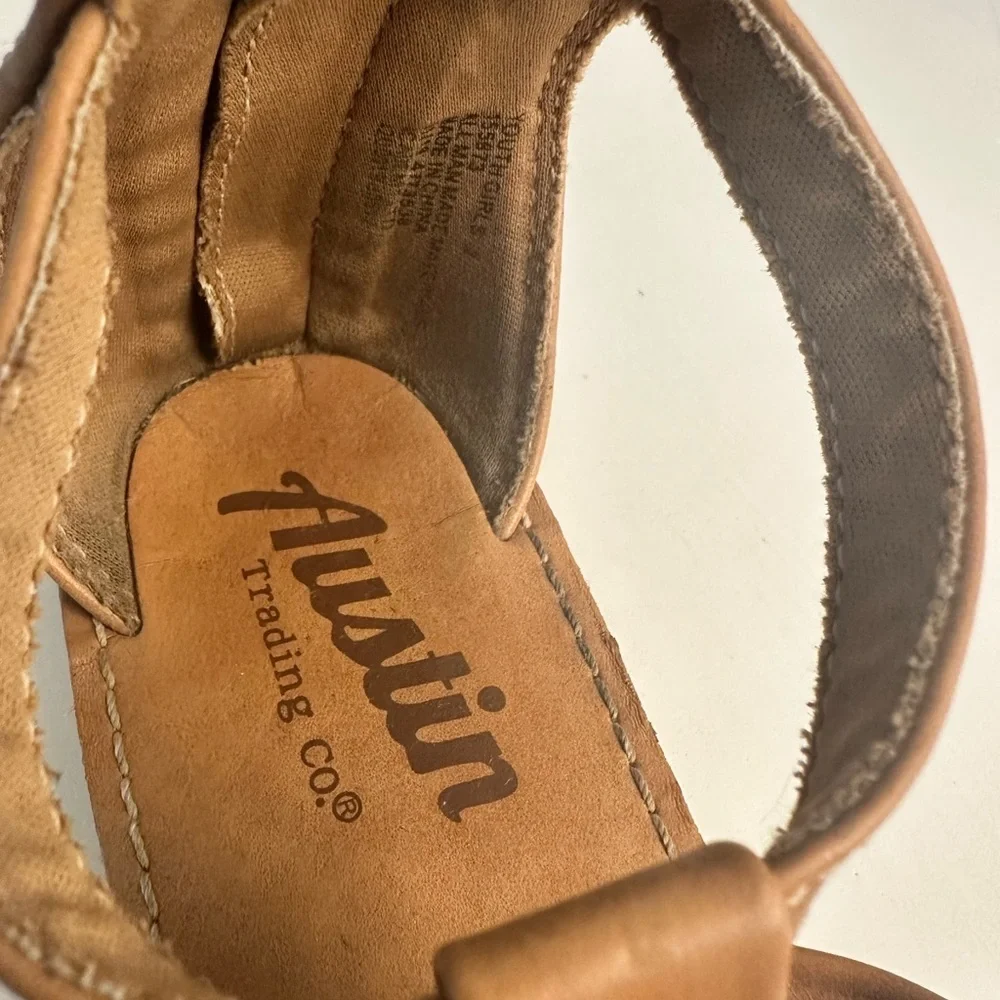 Austin Trading Co great preowned