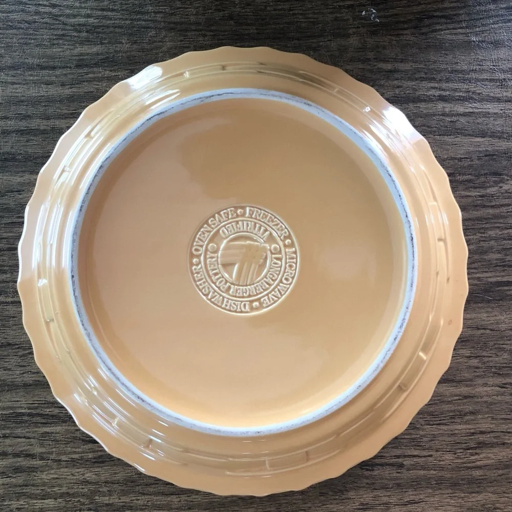 Longaberger pottery pie