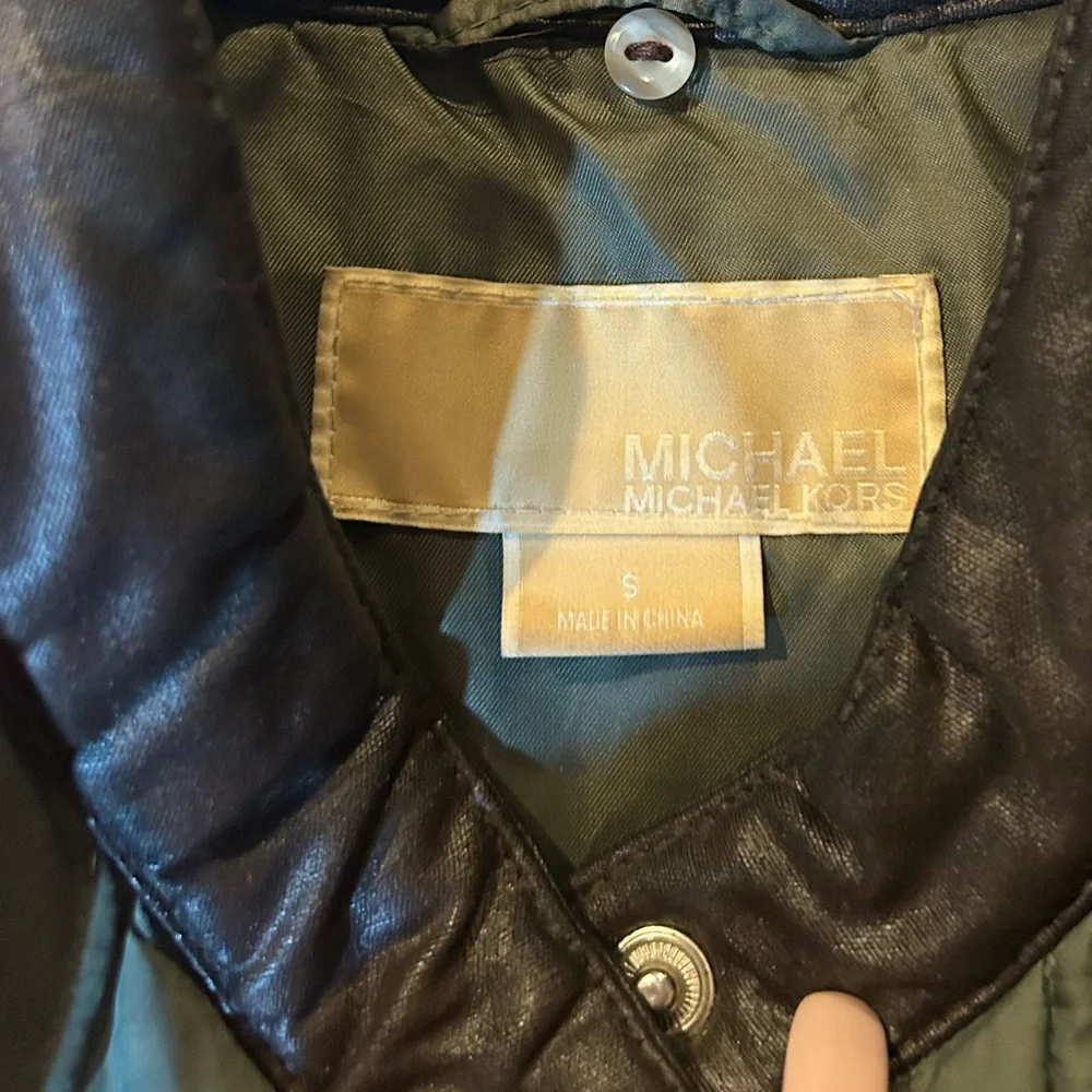 Michael Kors chic olive