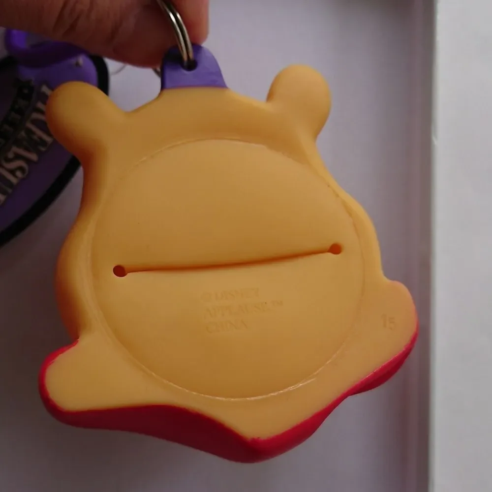 Winnie the Pooh, Disney - Pooh Treasure Keeper keychain