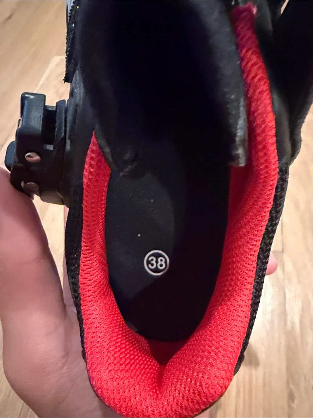 Peloton comfortable black