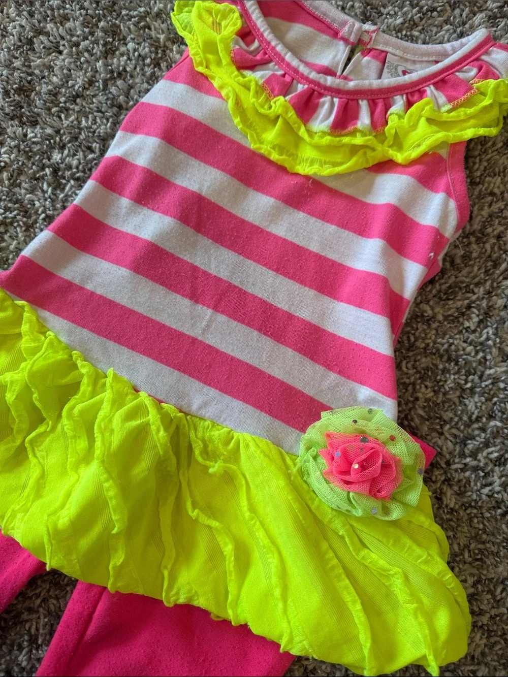 Real Love cute neon