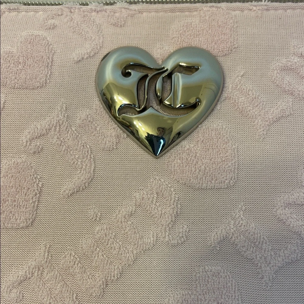 Juicy Couture elegant light