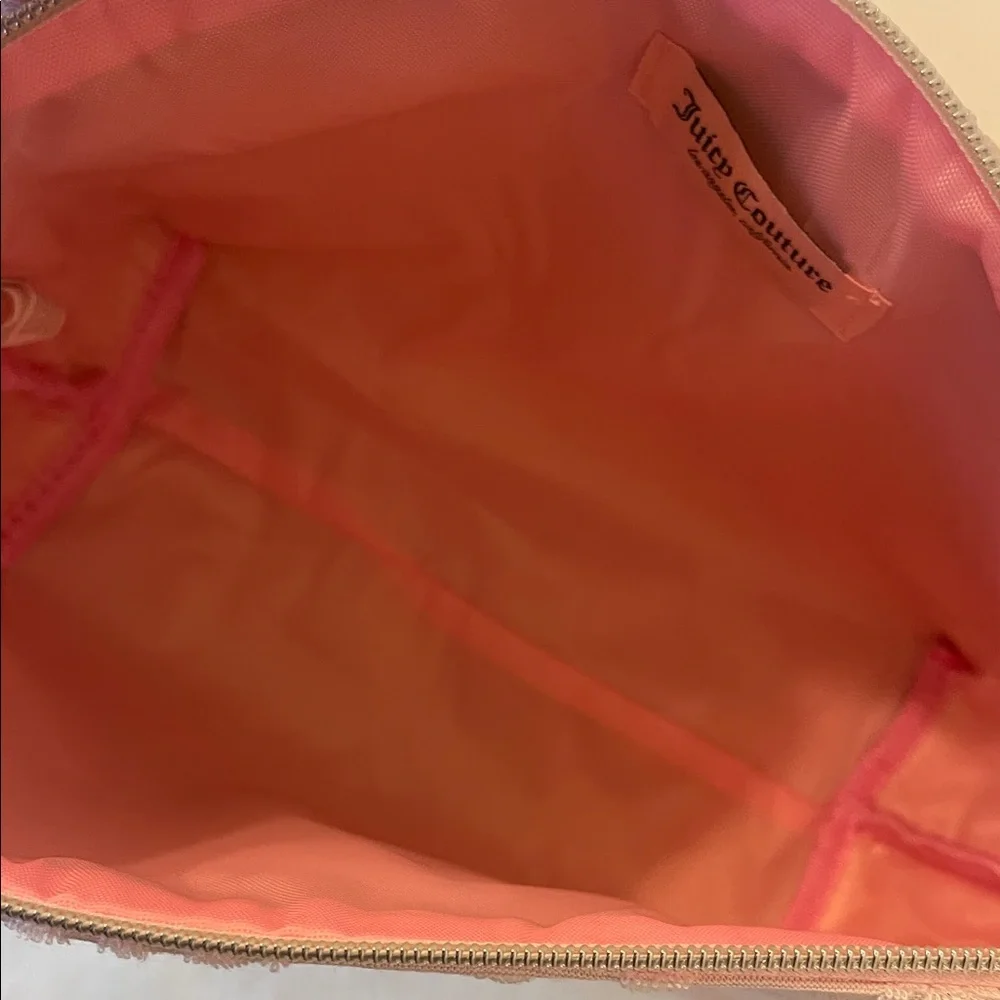 Juicy Couture elegant light