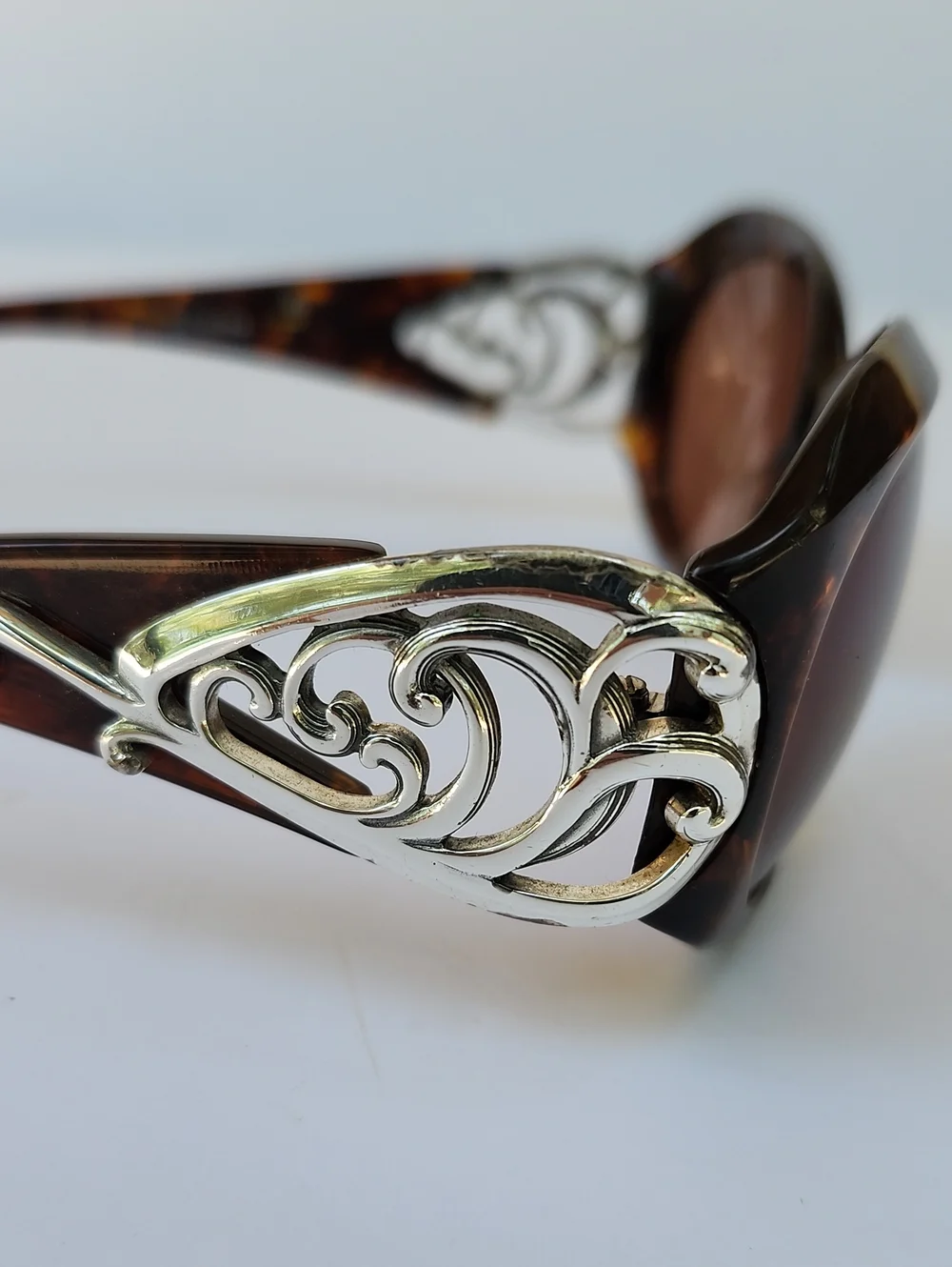 Brighton vtg tortoise