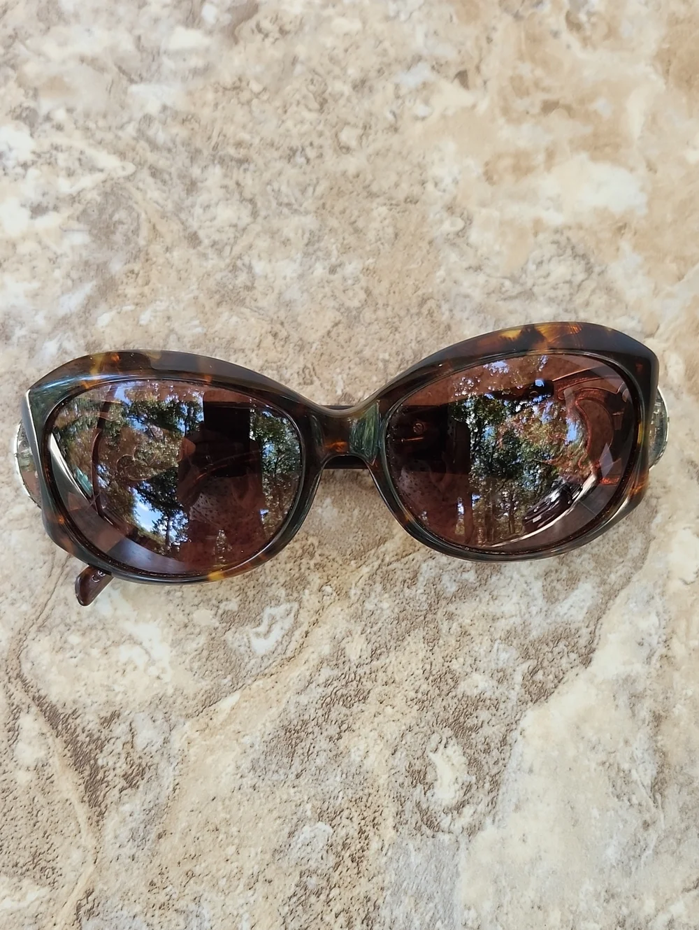 Brighton vtg tortoise