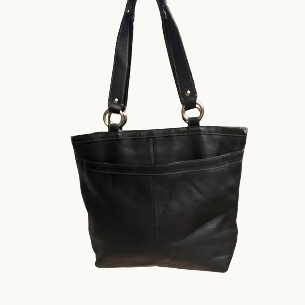 Coach silhouette tone