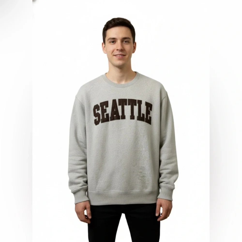 Cream Sweater by New York Popular