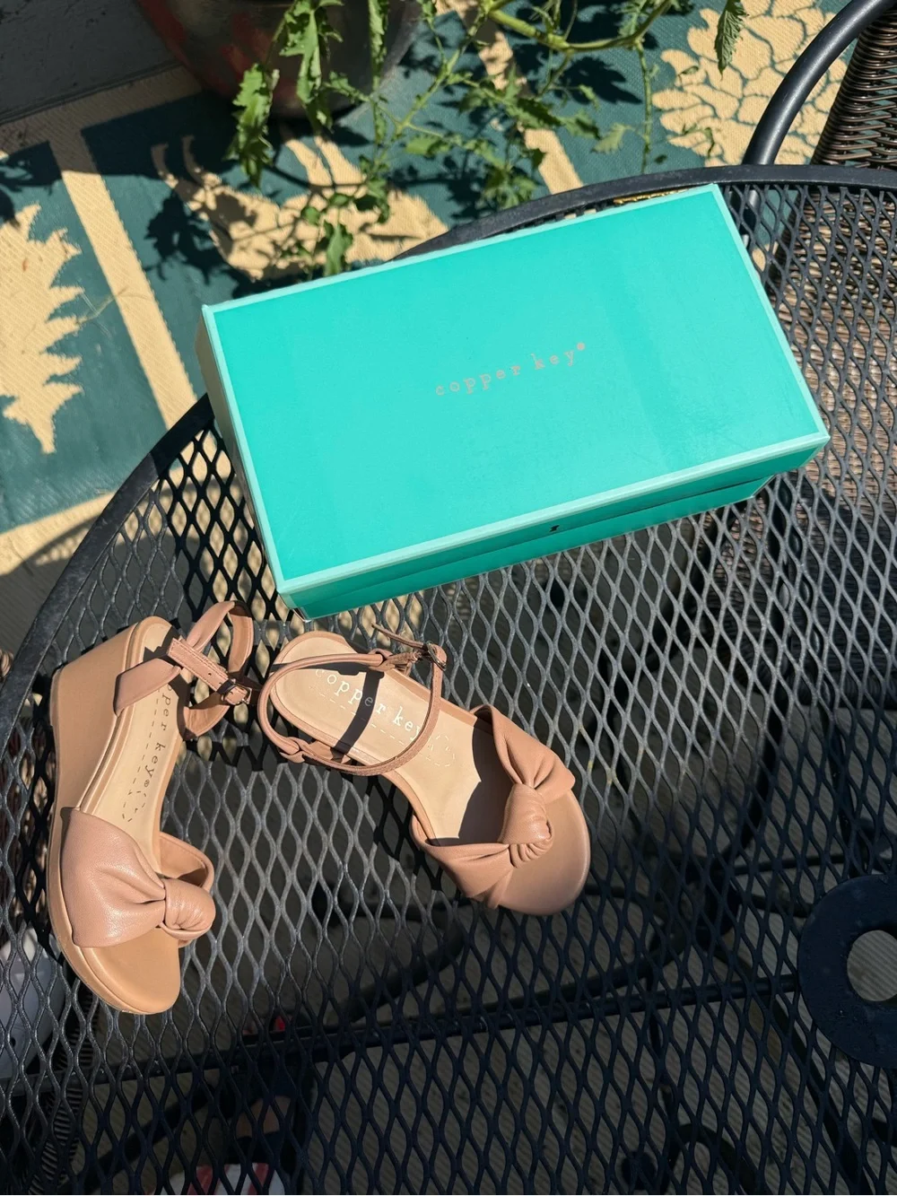Copper Key sleek tan
