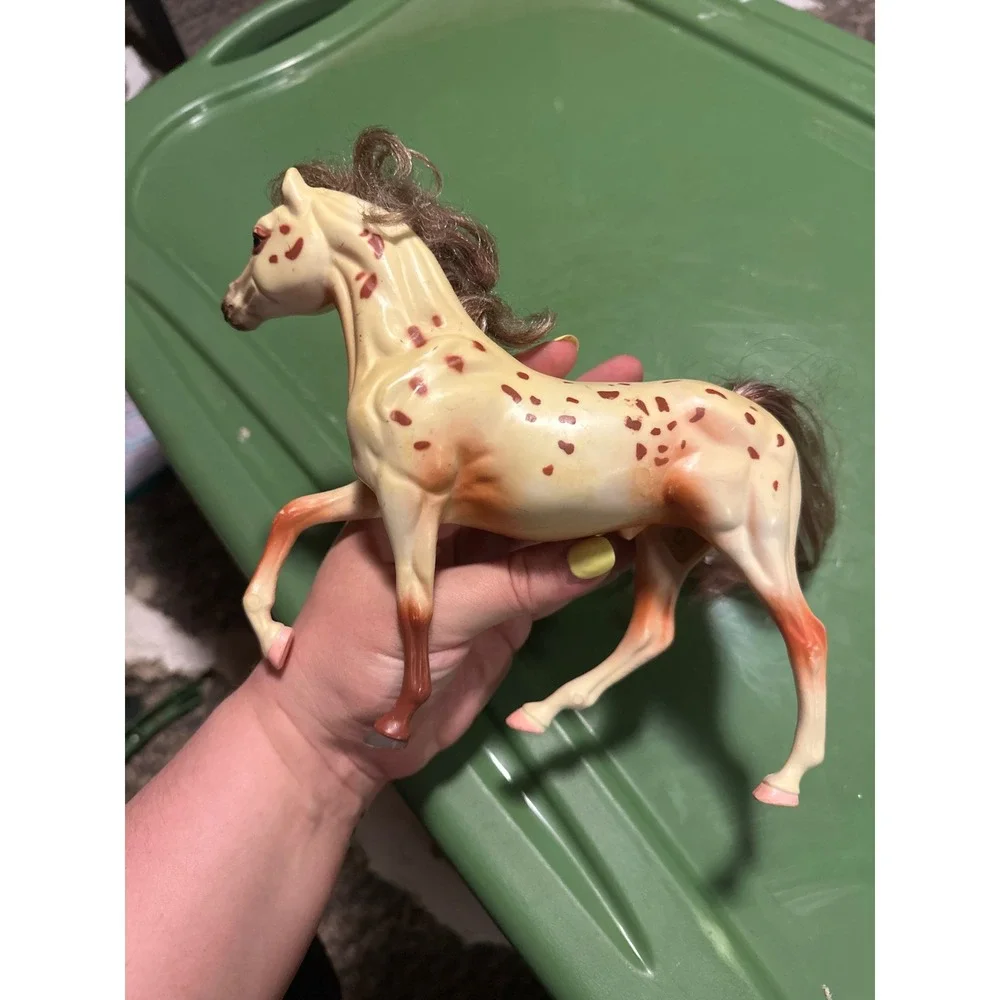Breyer model markings addition