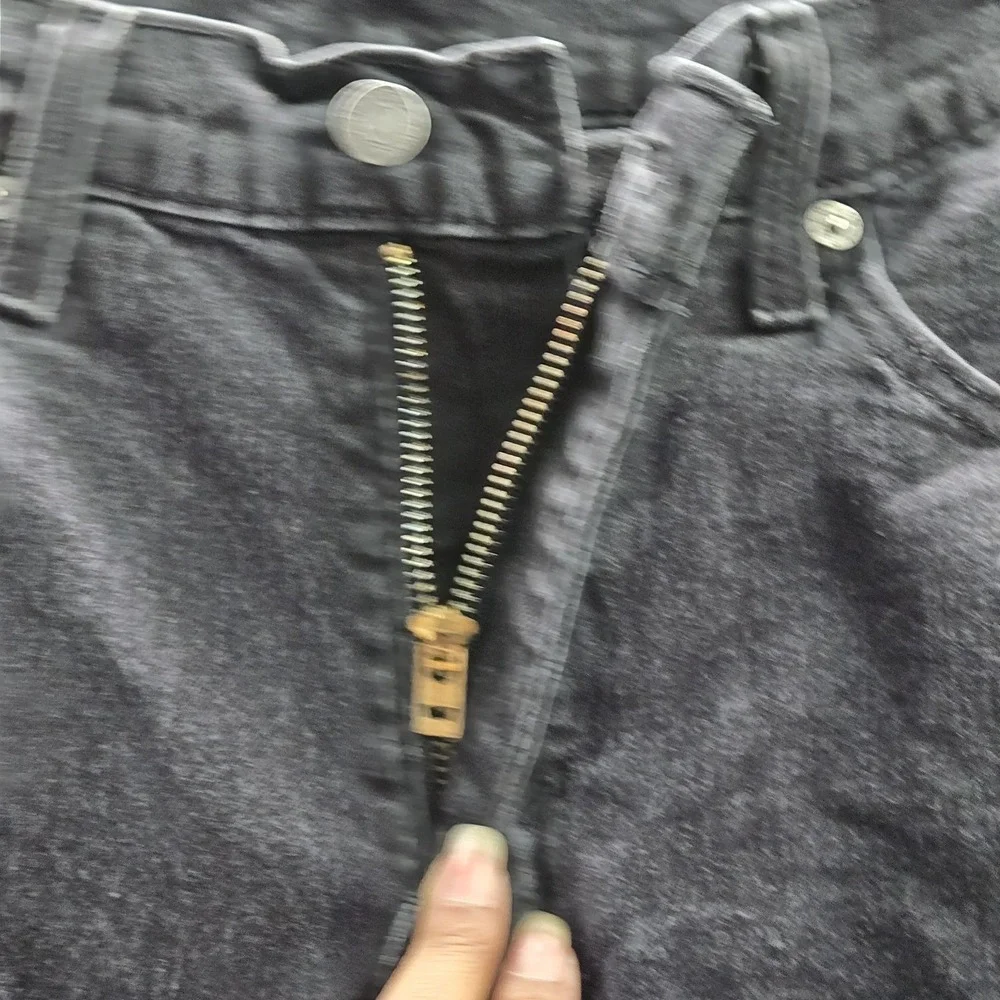 Levis *please carefully