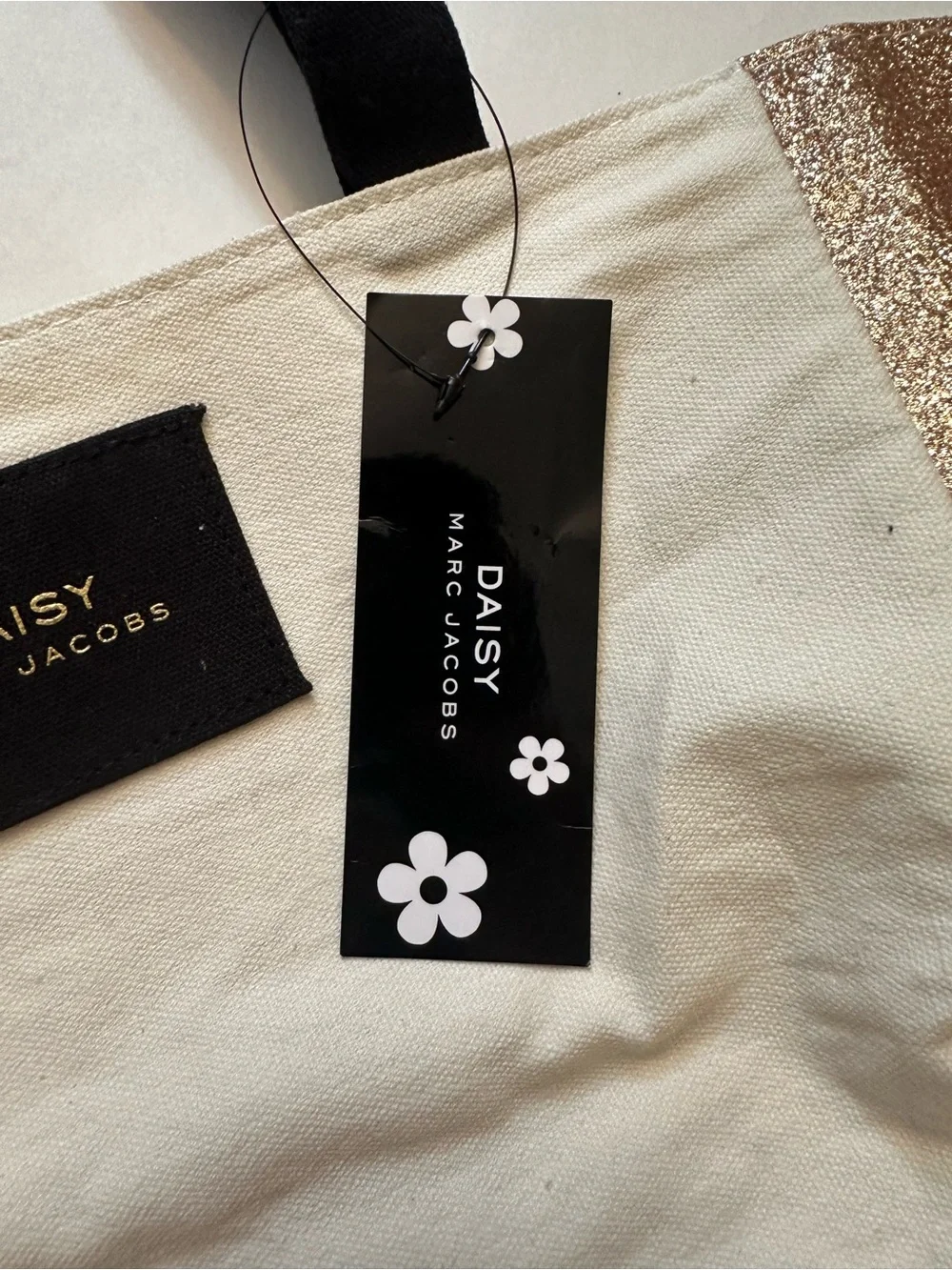 Marc Jacobs daisy marc