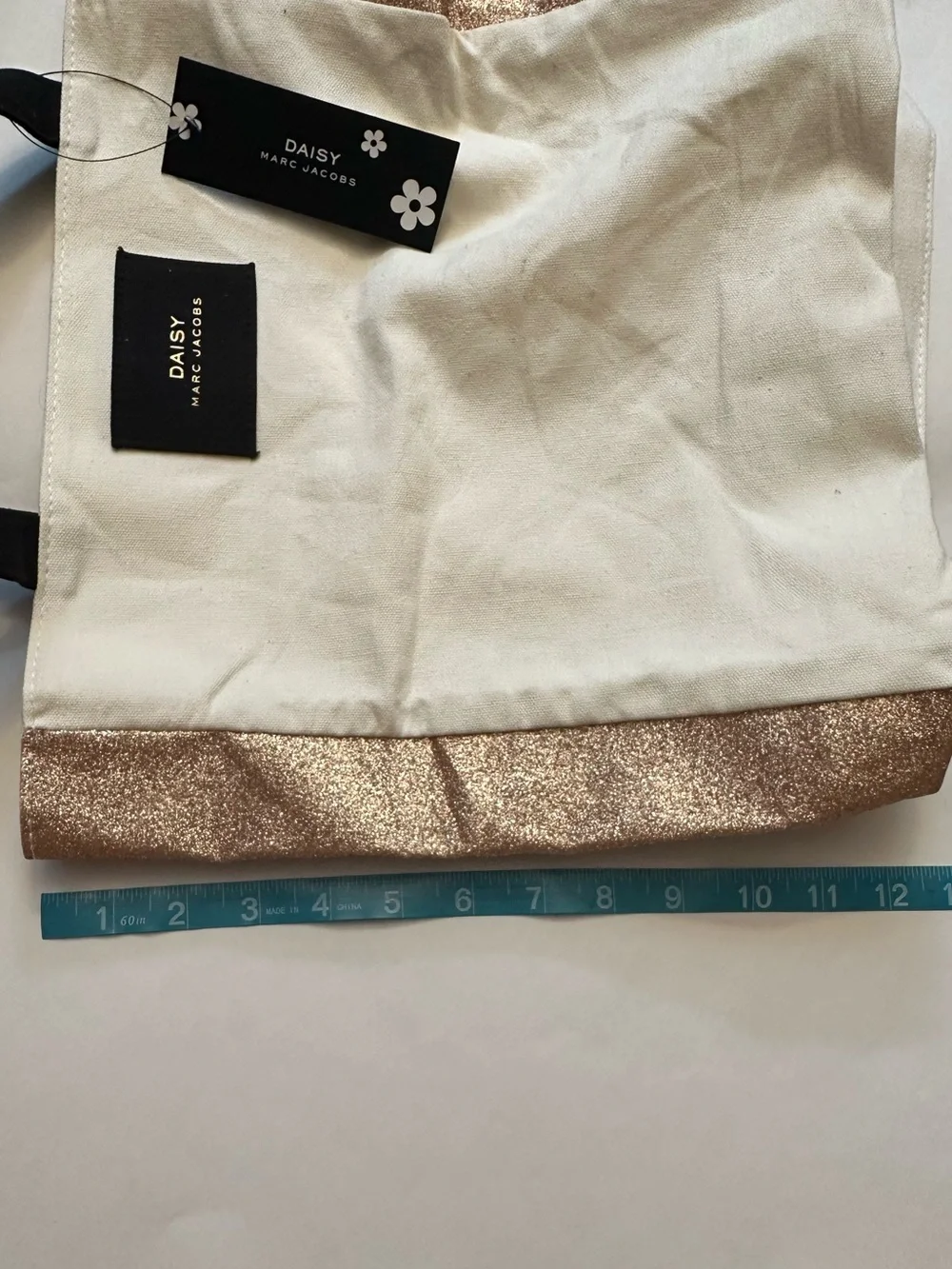 Marc Jacobs daisy marc