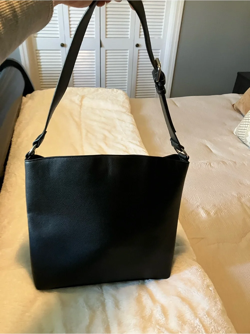 Tahari $109 tags