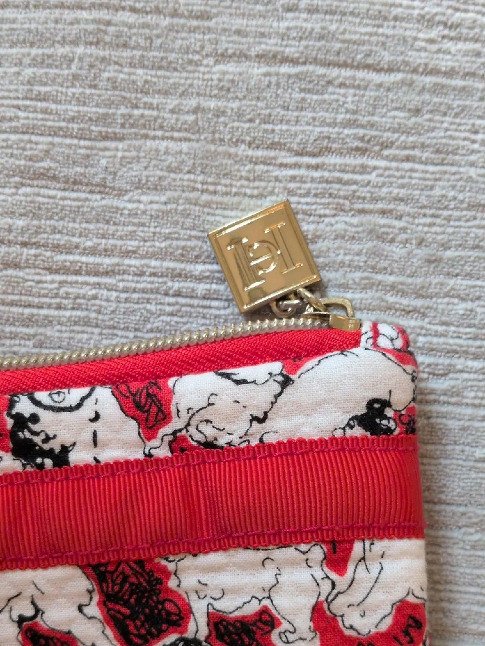 Carolina Herrera euc set