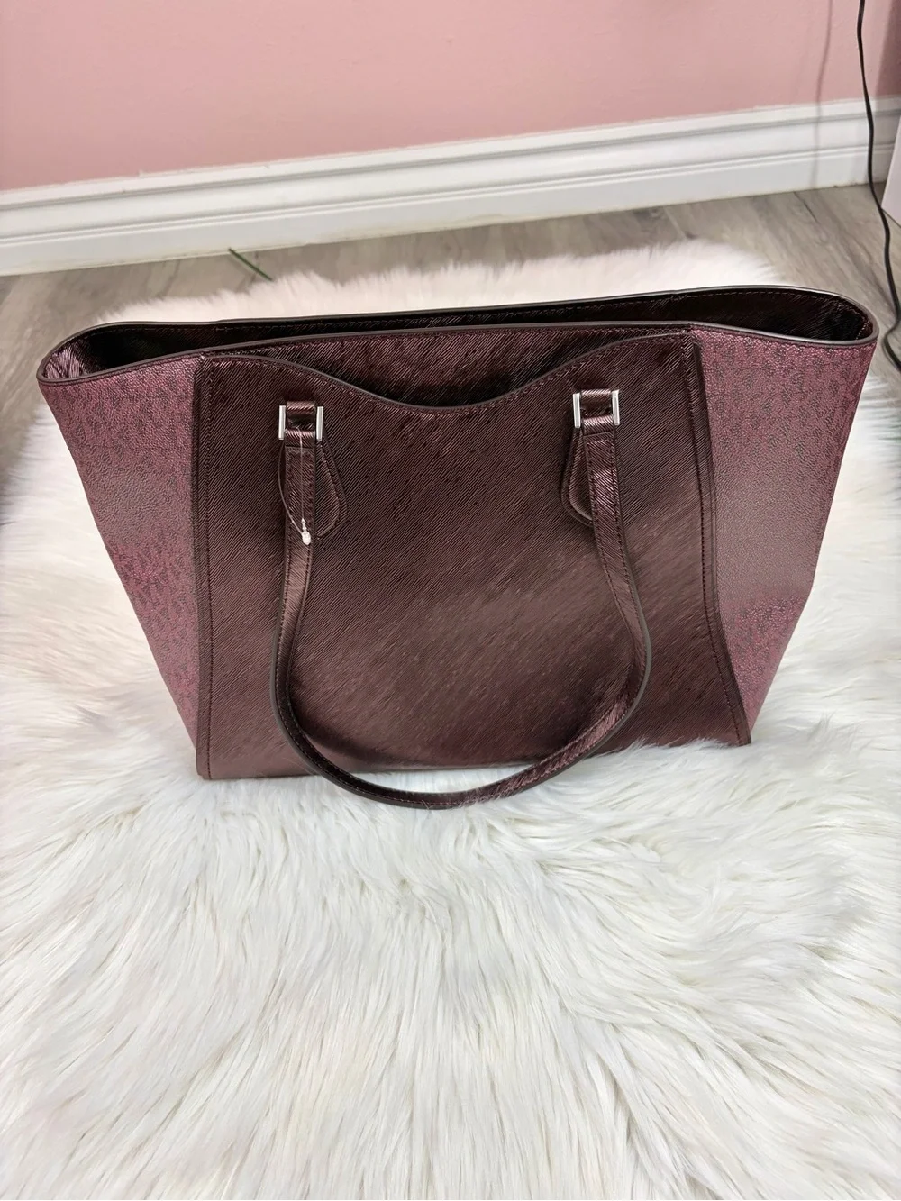 Michael Kors snap taryn