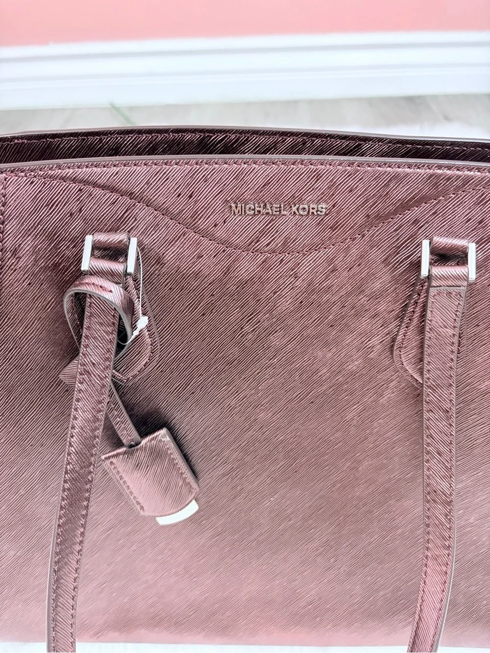 Michael Kors closure compartment burgundy