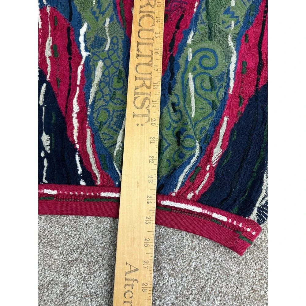 COOGI neck sweater
