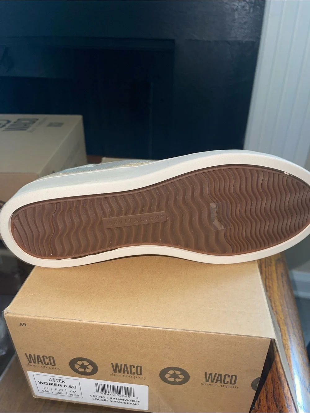 Waco women sneaker