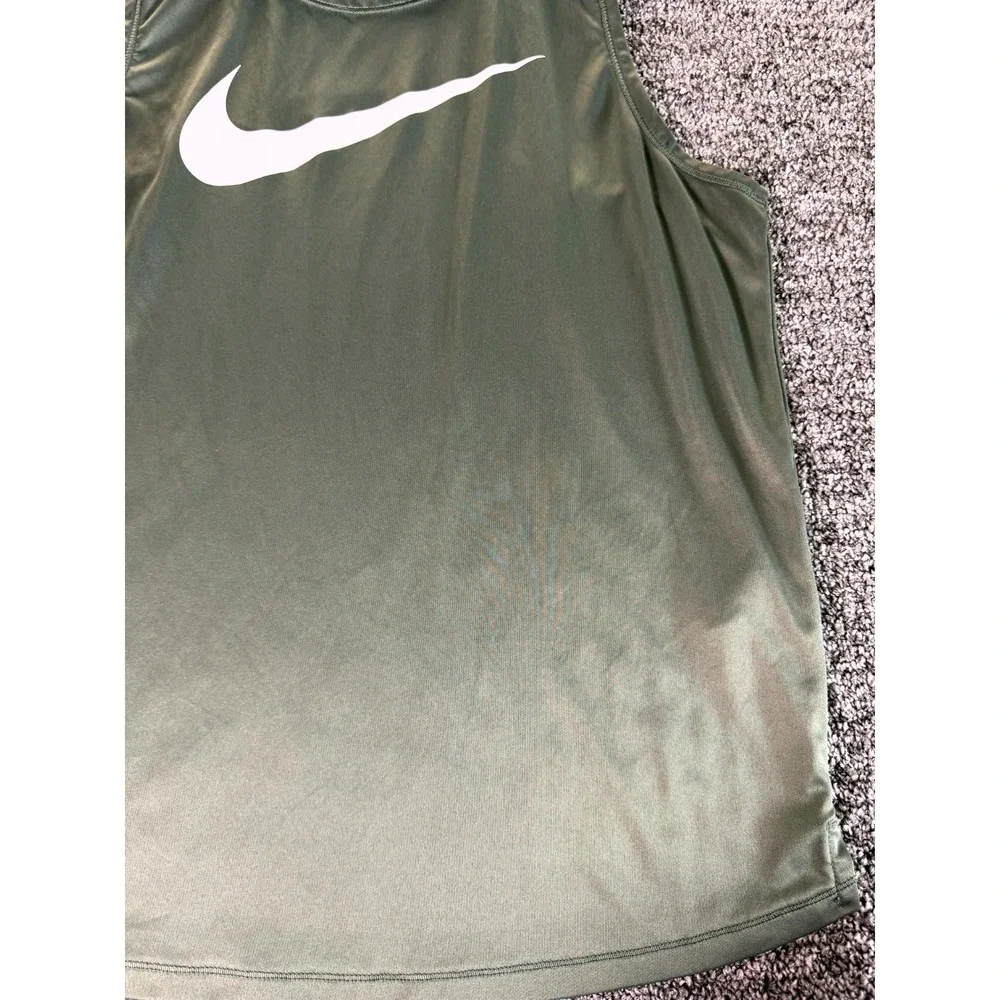 Nike running dri