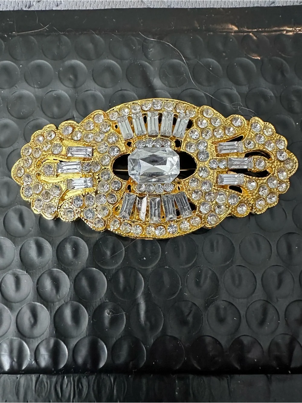 💎 Gold Tone Clear Rhinestone Art Deco Style Statement Brooch Pin Vintage Look