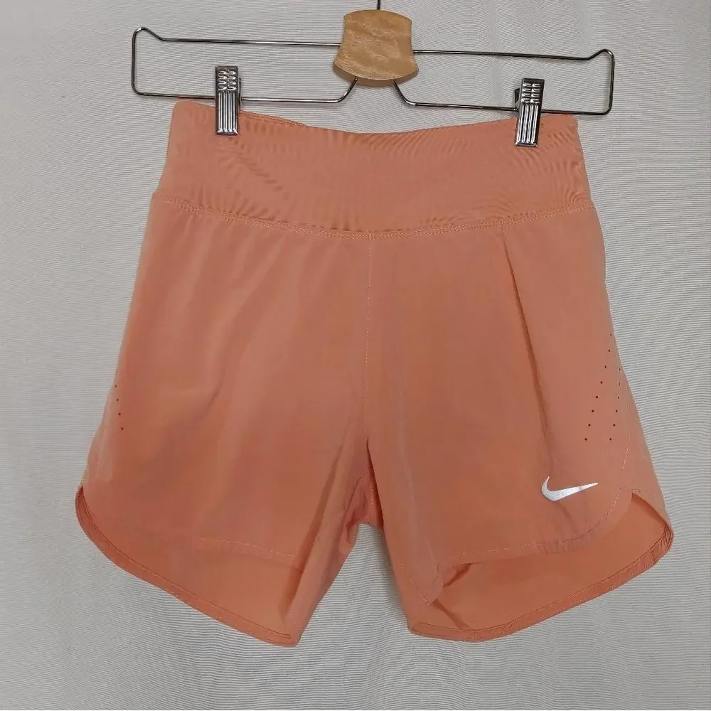 Nike pre owned