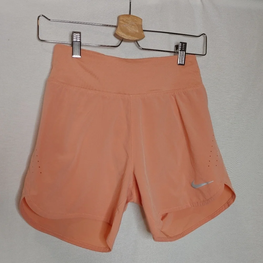 Nike pre owned