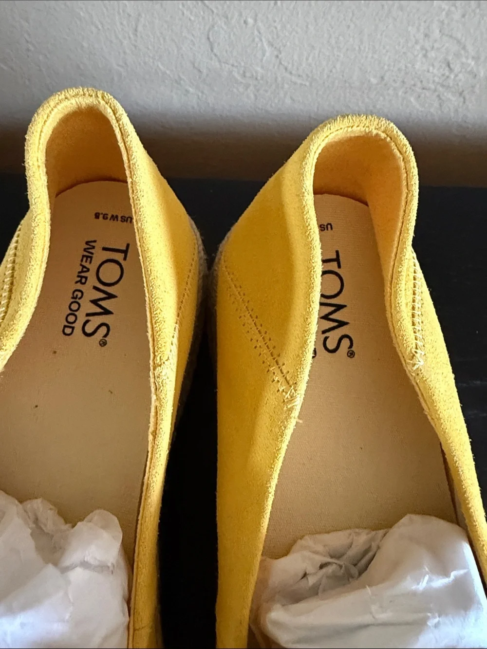 Toms brand style