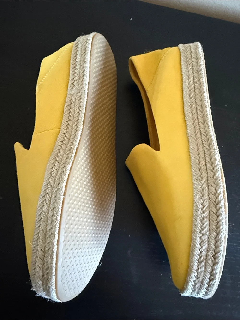 Toms brand style
