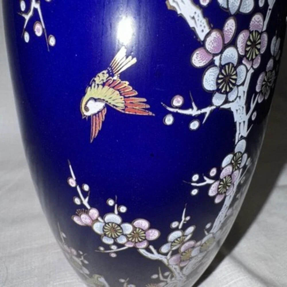 Yamato Japan Porcelain Cobalt Blue Cherry Blossoms Bird Floral Gold Rimmed Vase.