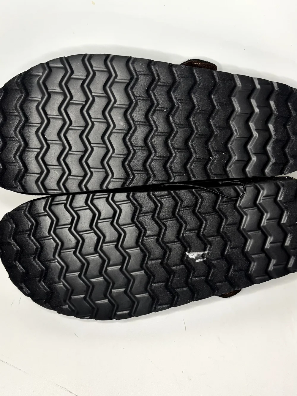 Cliffs by WHITE MOUNTAIN soft black