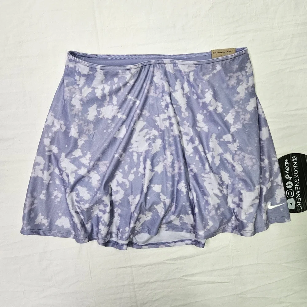 Nike Victory Dri-FIT Flouncy Printed Skirt Purple FZ6804-533 Women's Size Large