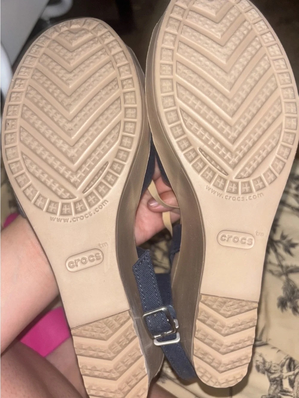 CROCS pre owned