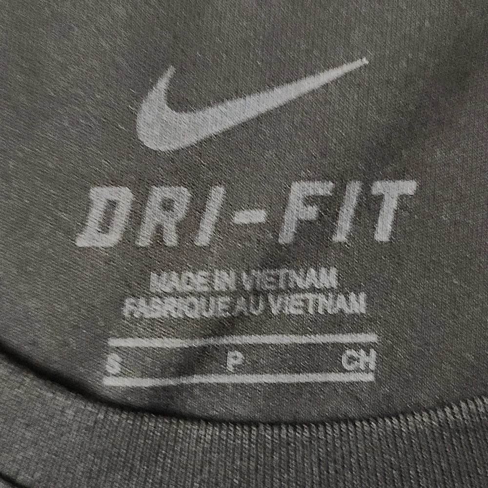 Nike your tee breathable