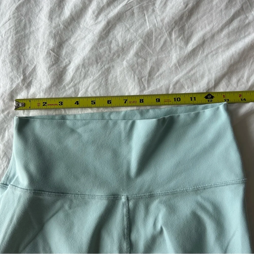 ALO Yoga soft stretchy