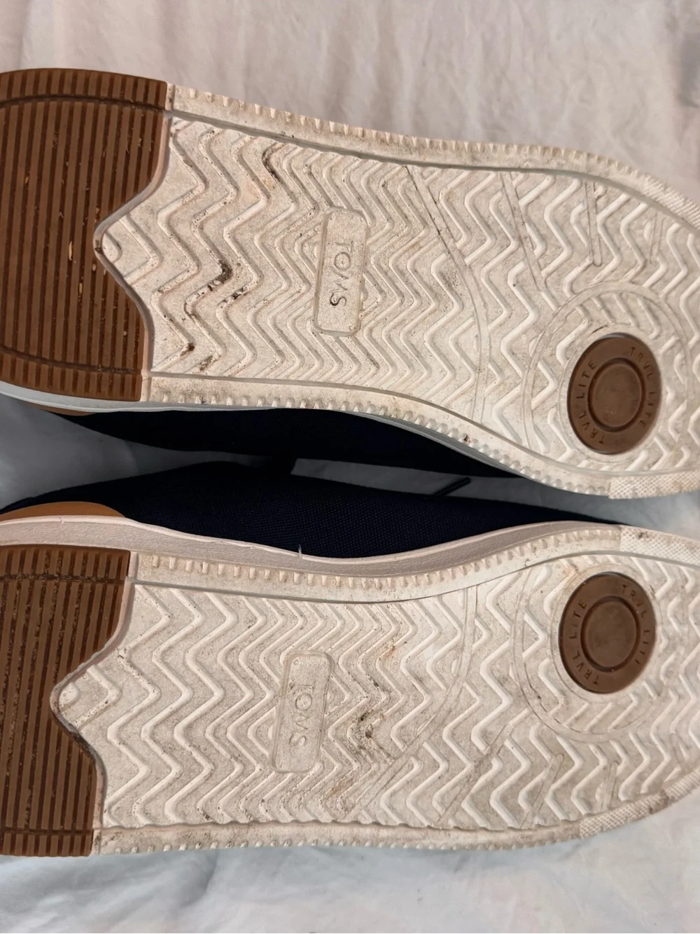 Toms minimal navy