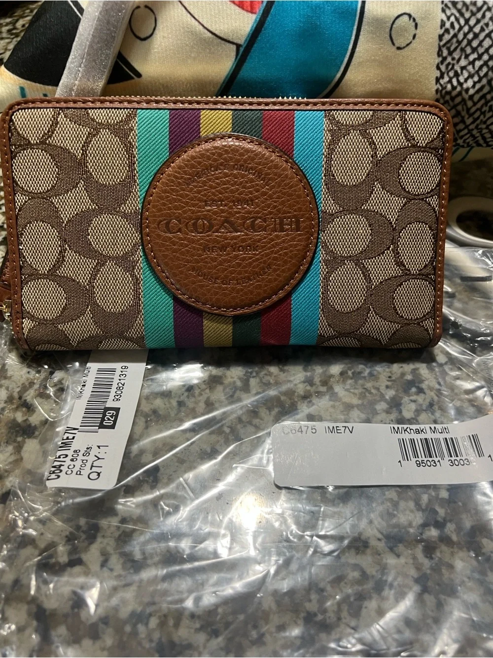 Coach iconic signature