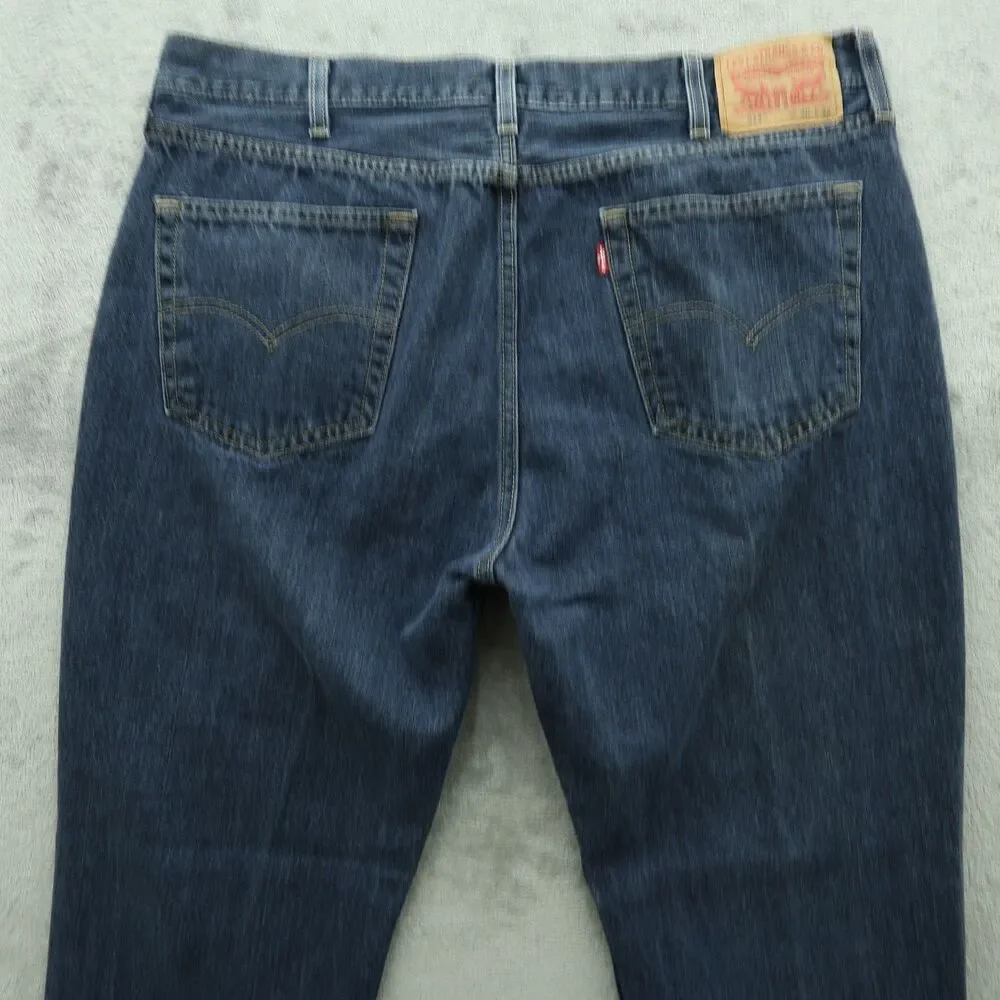 Levis good loose