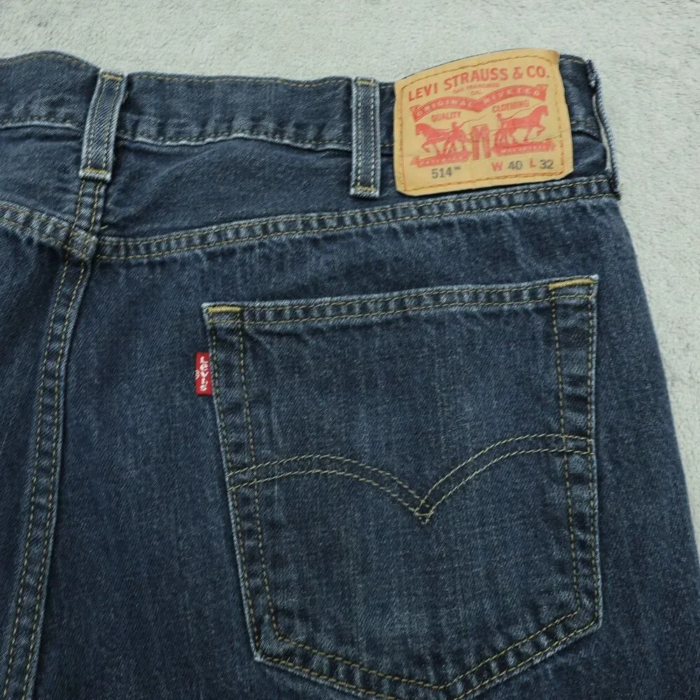 Levis good loose