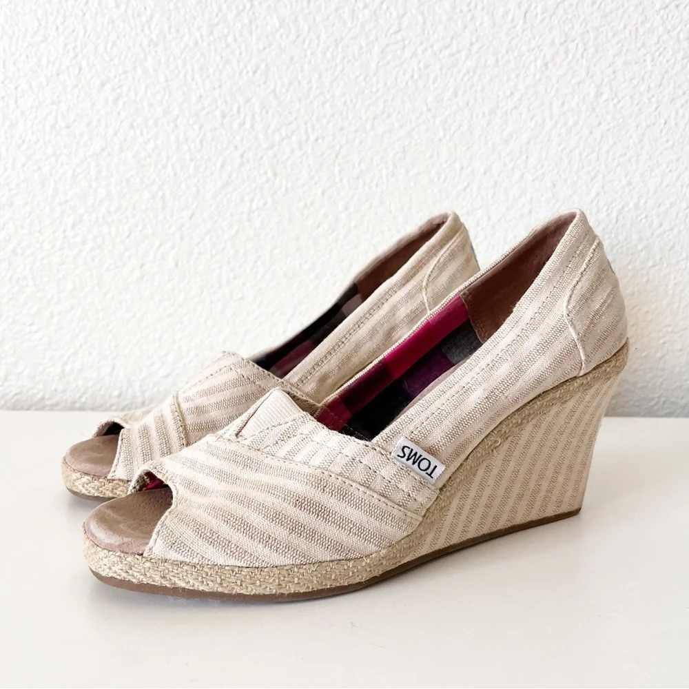 Toms Lina Wedges Beige Stripe Canvas Open Toe Size 7