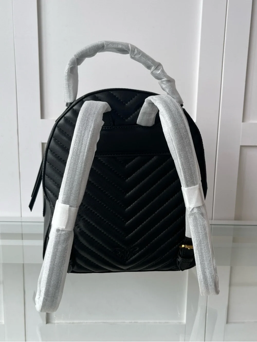Pinko compact quilted