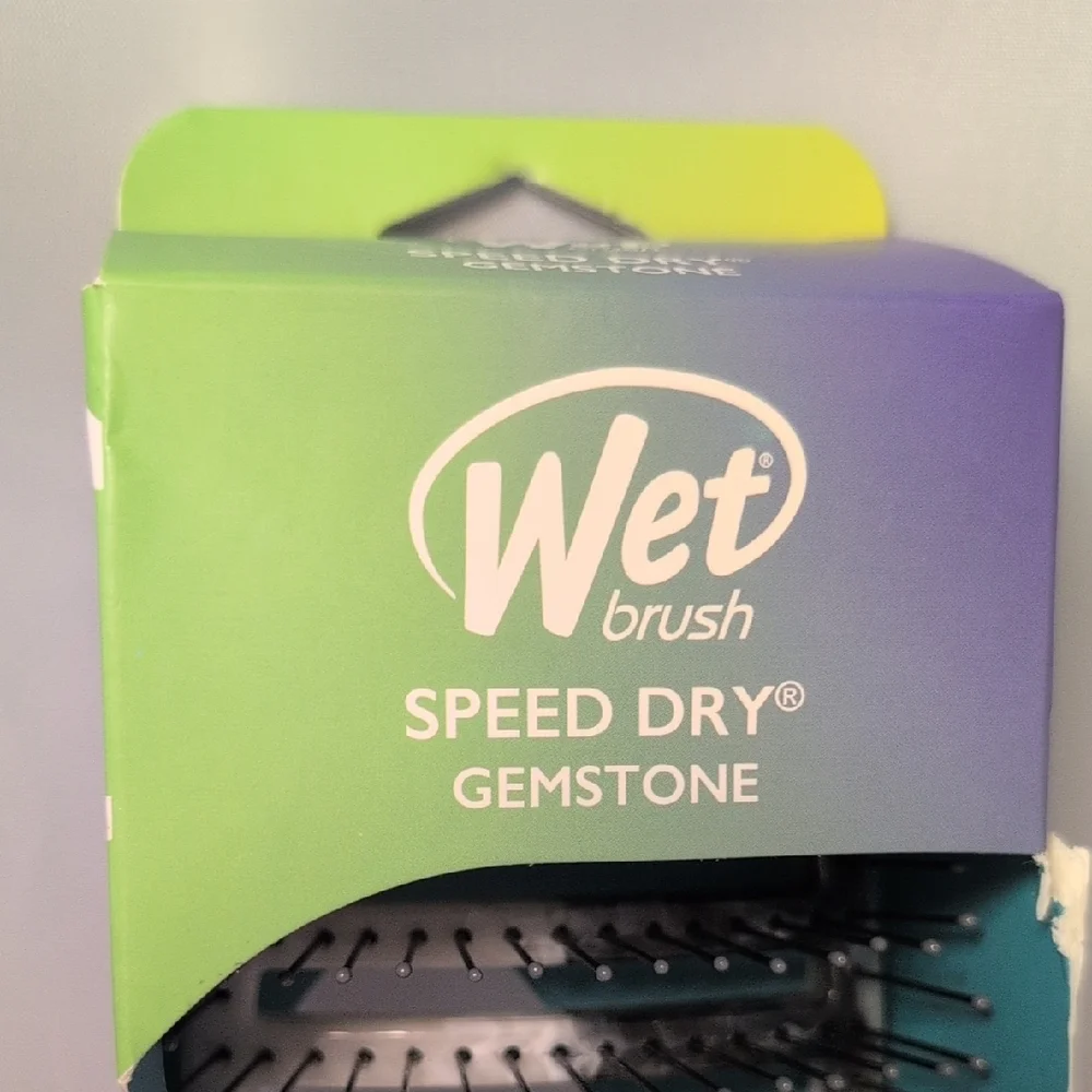 Wet Brush effortlessly routine