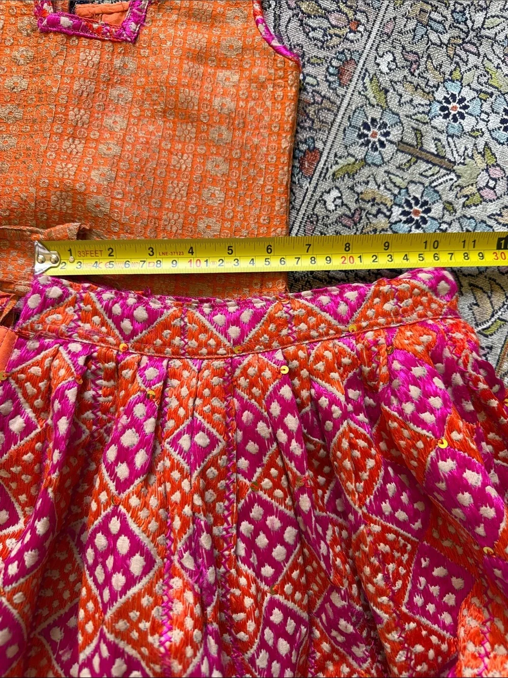 N/A vibrant traditional