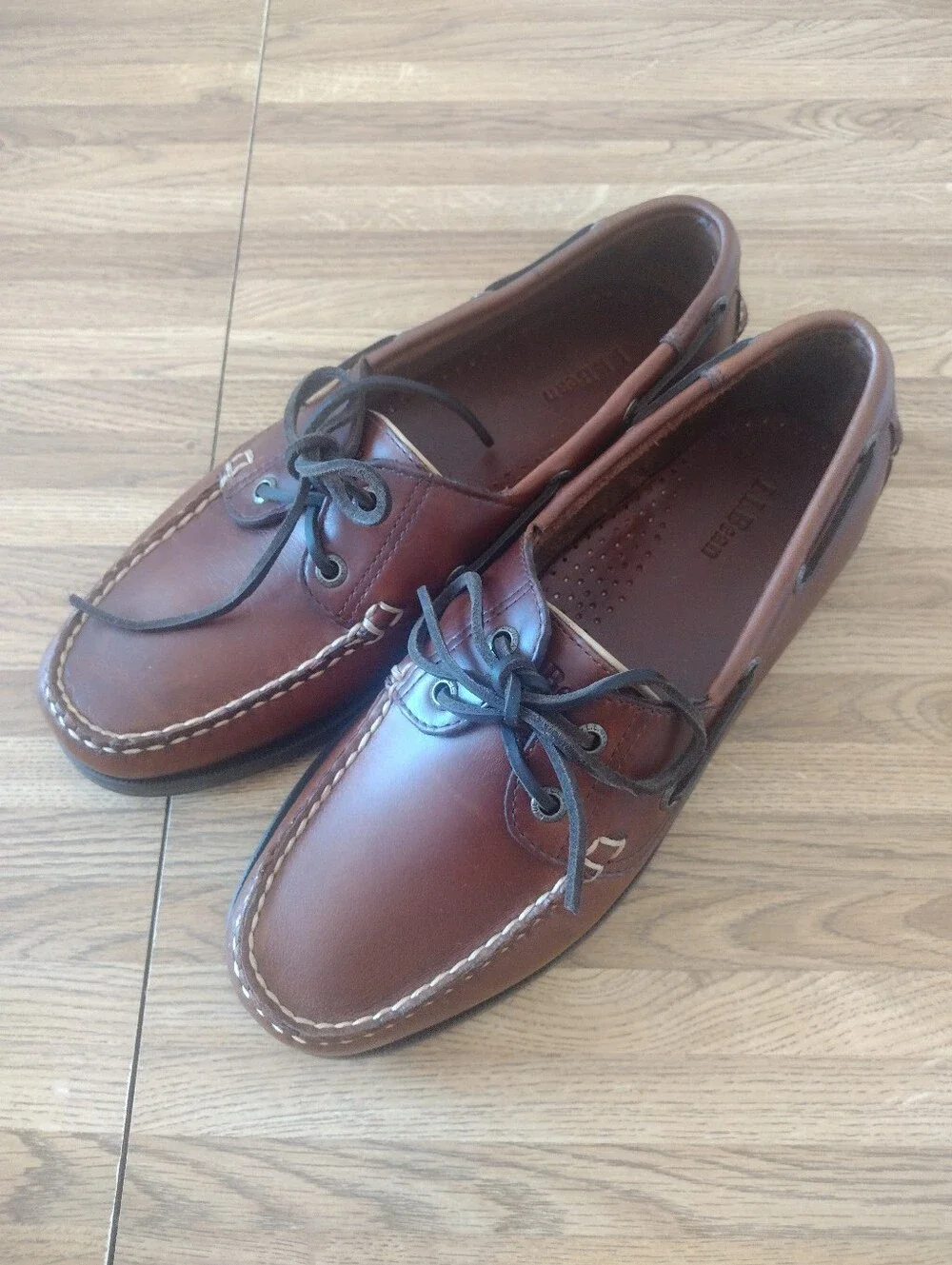 Men's Size 9.5 L. L. Bean Casco Brown Leather Boat Shoes