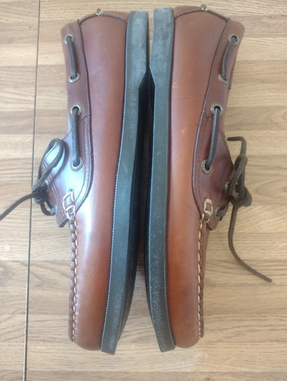 Men's Size 9.5 L. L. Bean Casco Brown Leather Boat Shoes
